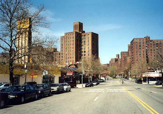 Looking west on Unionport from Benedict Ave.